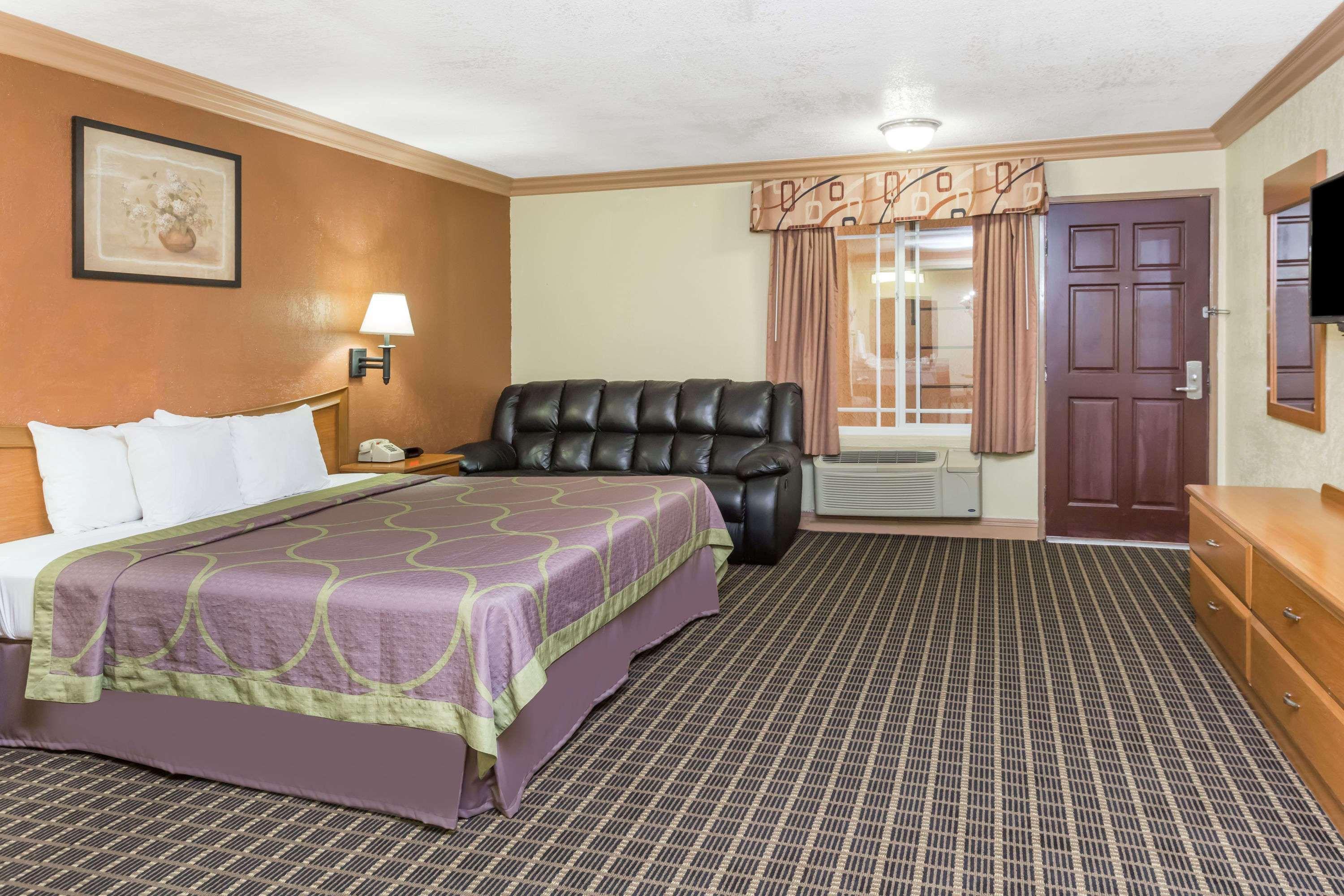 Super 8 By Wyndham Azusa Exteriér fotografie